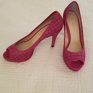 Perfectly Pink Perforated Pumps 💕sz.7.5
